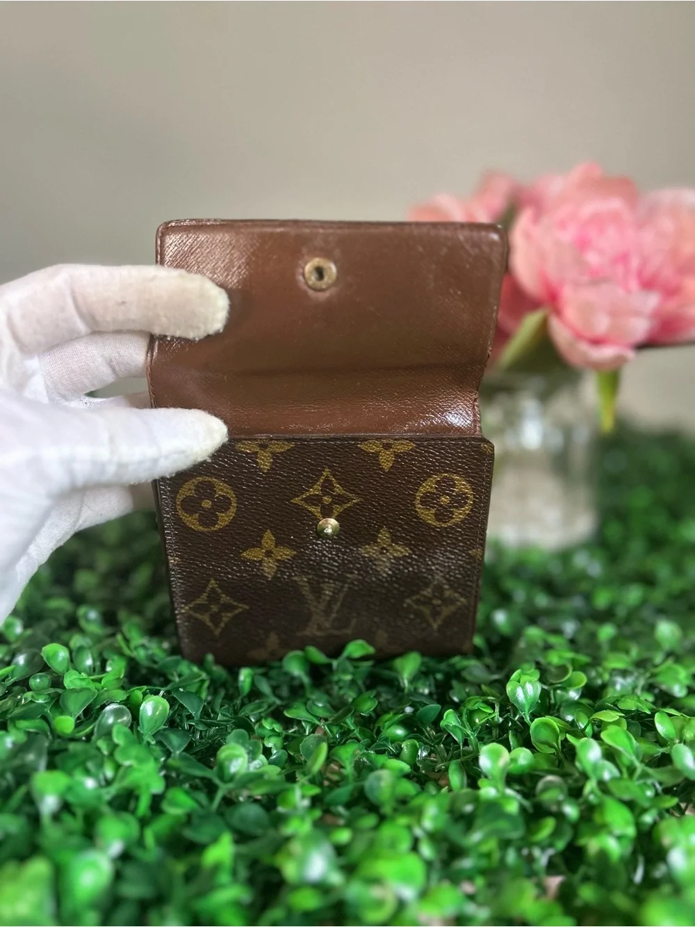 Louis Vuitton Vintage Monogram Compact Bifold Wallet SP0933